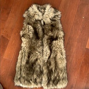 Faux Fur Cream Michael by Michael Kors vest